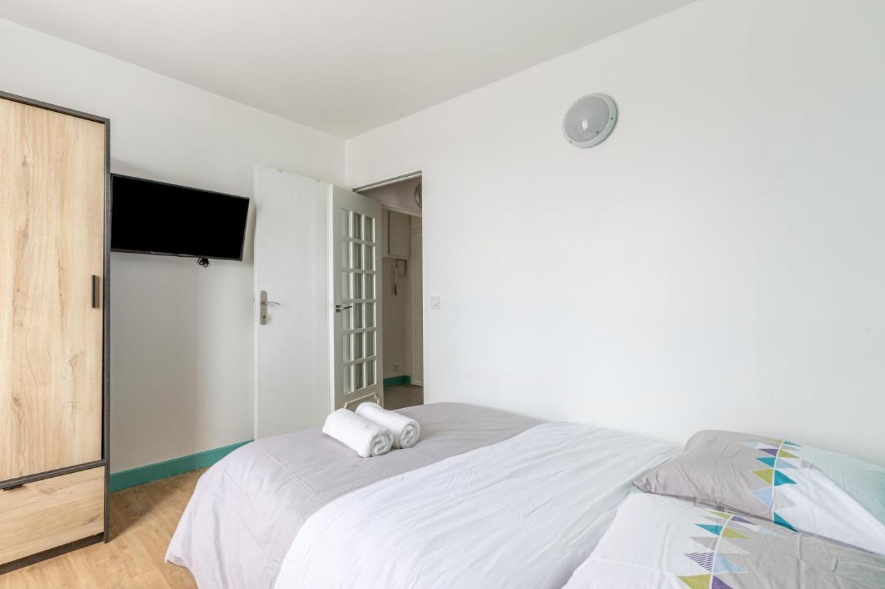 Chic Apart With Parking Apartment Mantes-la-Jolie Exterior photo